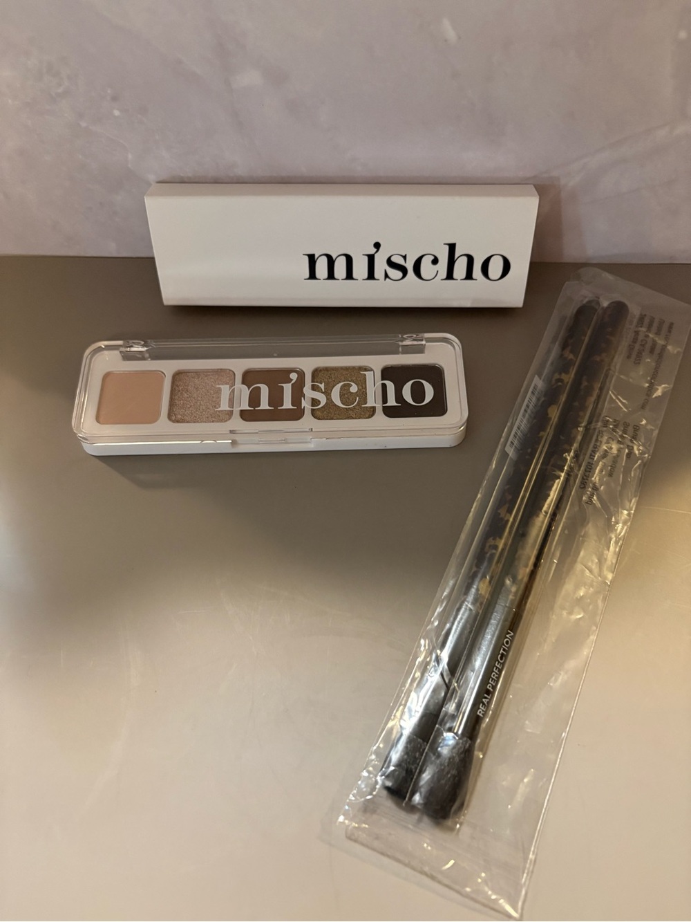 mischo Neutral Eyeshadow Palette – Taupe & Brown Shades